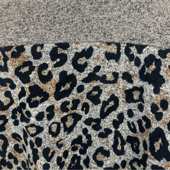 Maurices Heathered Brown Long Sleeve Top - Picture 4 of 4